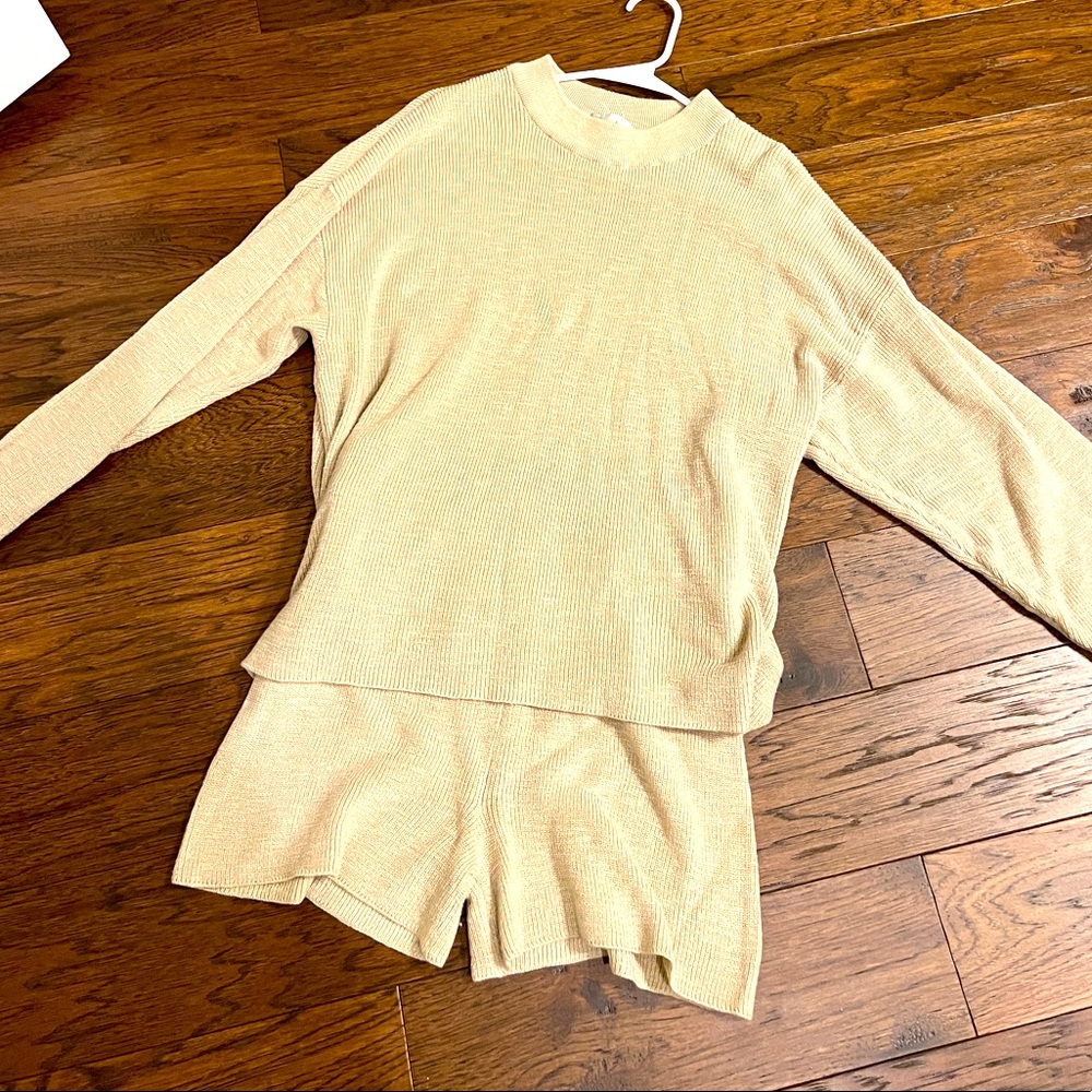 Free People Beach set shorts and sweater
